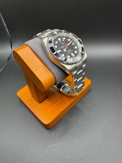 Jonah Diver Automatic Dive Watch/Fullness of Time